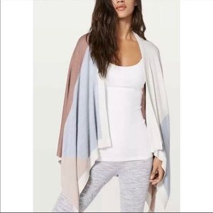 Lululemon Hathaway Wrap One Size NWOT